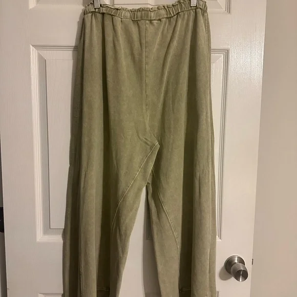 Three Bird Nest Sage Green Wide Leg Pant - Picture 2 of 8